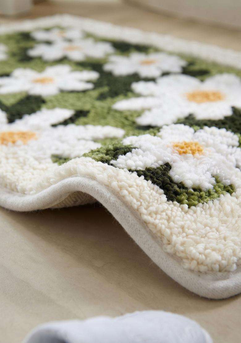 Saffron Rugs Hand Tufted Cotton Bath Mat | Green and White Rectangular | Anti Slip Backing | Casual Floral Bathroom Rug - Indya