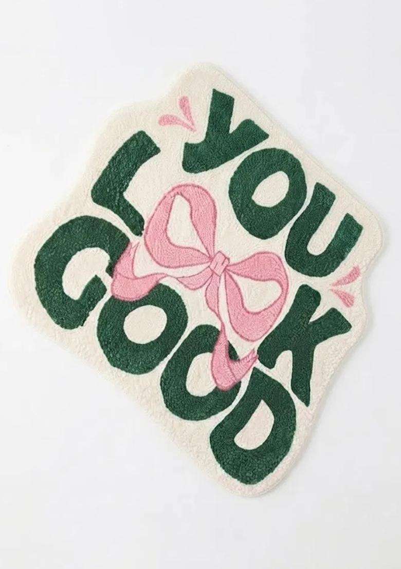 Saffron Rugs Hand Tufted Cotton Bath Mat | White Green Pink Scalloped | Anti Slip Backing | Contemporary Typography BATHMATS Bathroom Rug - Indya