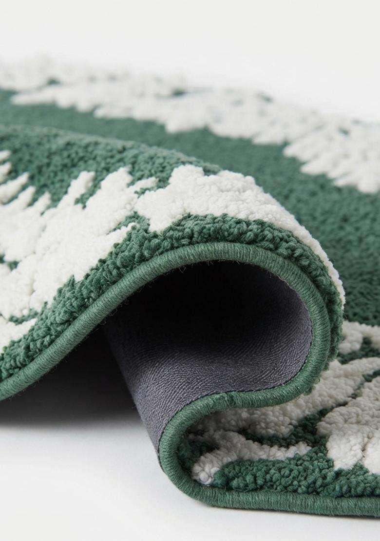 Saffron Rugs Hand Tufted Cotton Bath Mat | Dark Green Oval | Anti Slip Backing | Vintage Floral Bathroom Rug - Indya
