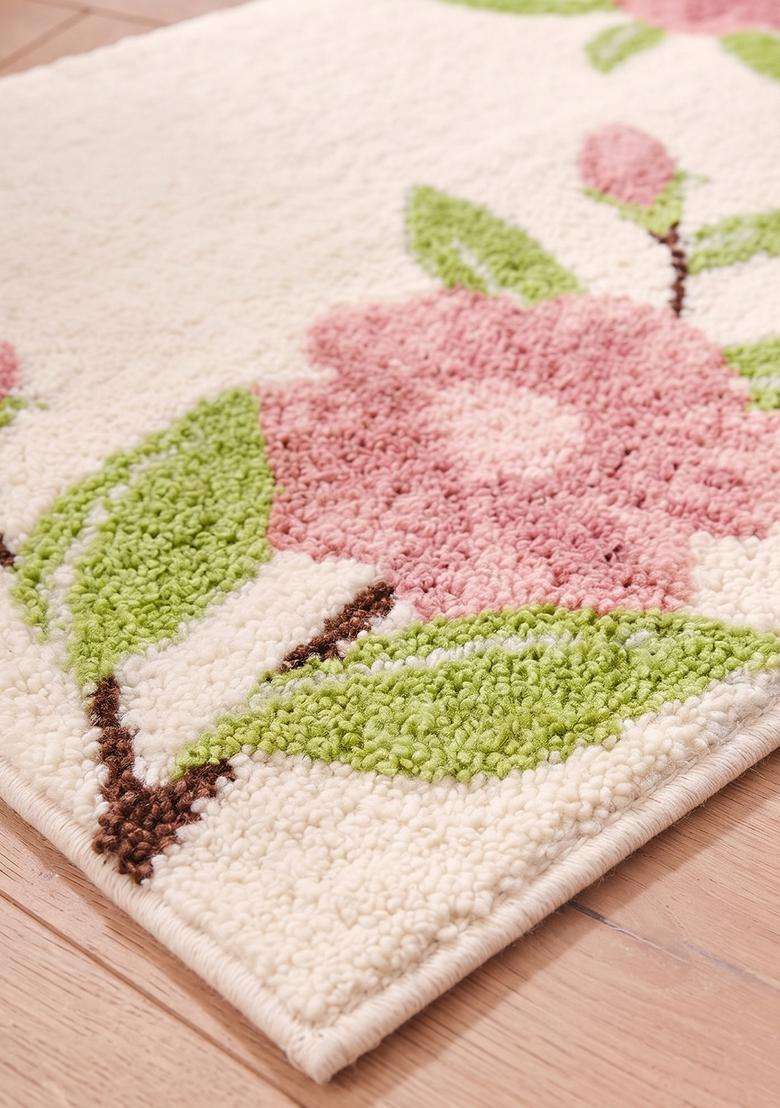 Saffron Rugs Hand Tufted Cotton Bath Mat | Cream Rectangular | Anti Slip Backing | Shabby Chic Floral Bathroom Rug - Indya