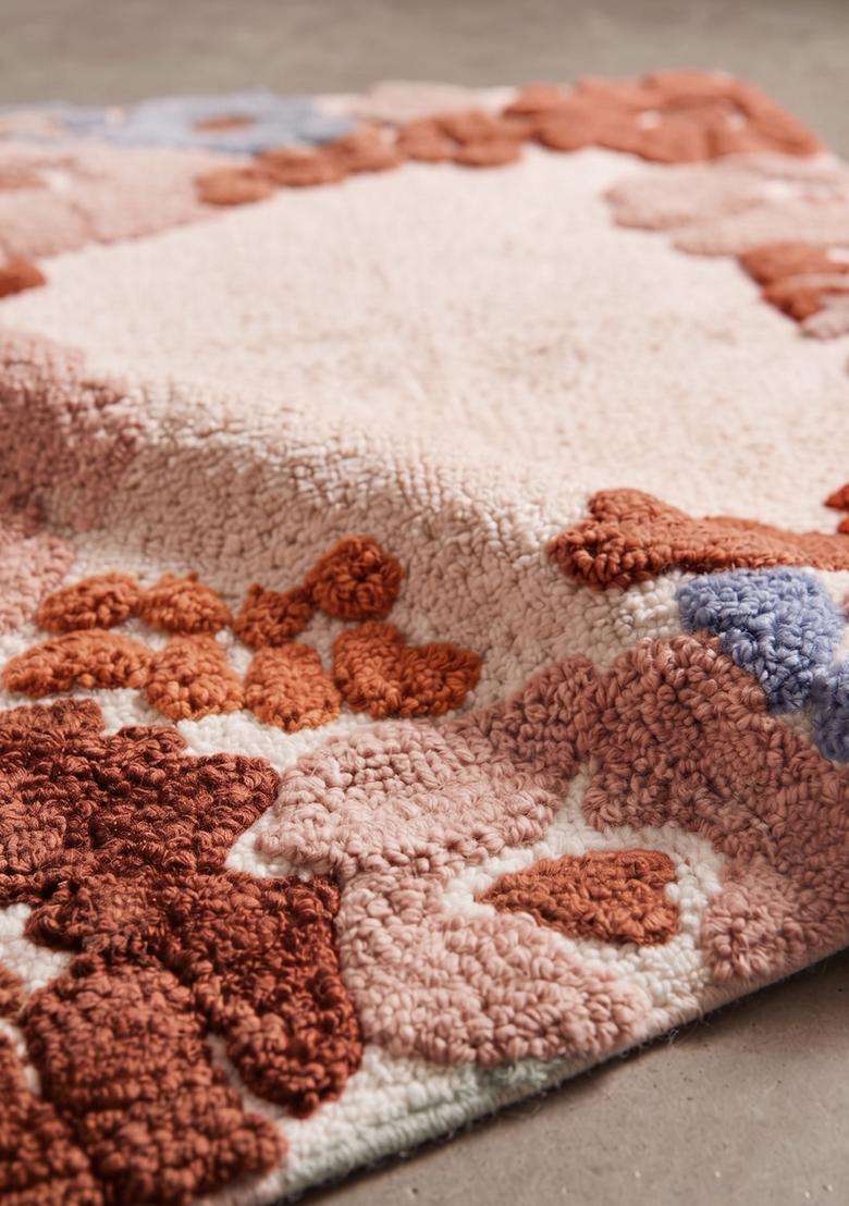 Saffron Rugs Hand Tufted Cotton Bath Mat | Blush Pink Rectangular | Anti Slip Backing | Bohemian Floral Bathroom Rug - Indya