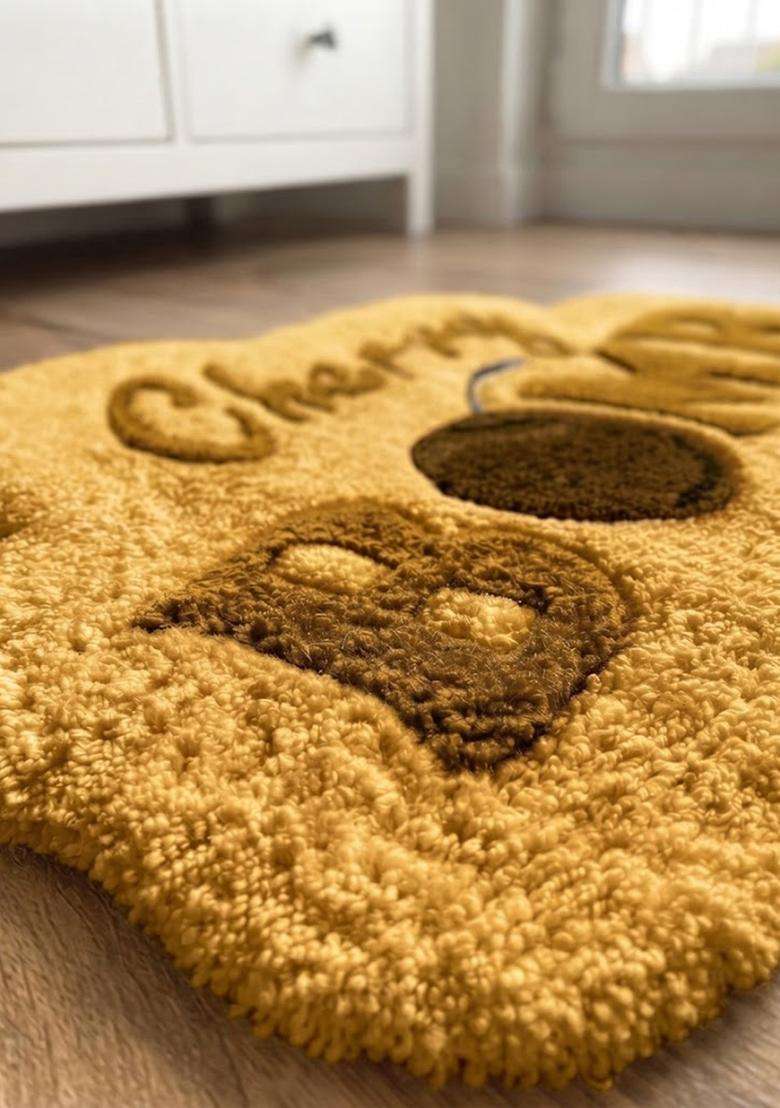Saffron Rugs Hand Tufted Cotton Bath Mat | Mustard Yellow Scalloped | Anti Slip Backing | Contemporary Typography BATHMATS Bathroom Rug - Indya