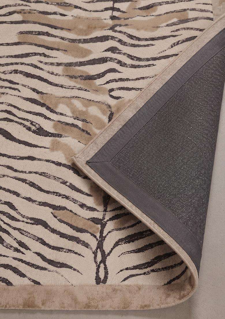 Saffron Rugs Beige Brown Contemporary Animal Print Hand Tufted Wool Rectangular Rug - Indya
