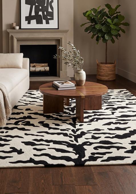 Saffron Rugs Hand Tufted 100% Wool Area Rug | Black and White Rectangular Rug | Cotton Backing | Contemporary Animal Print Carpet for Living Room