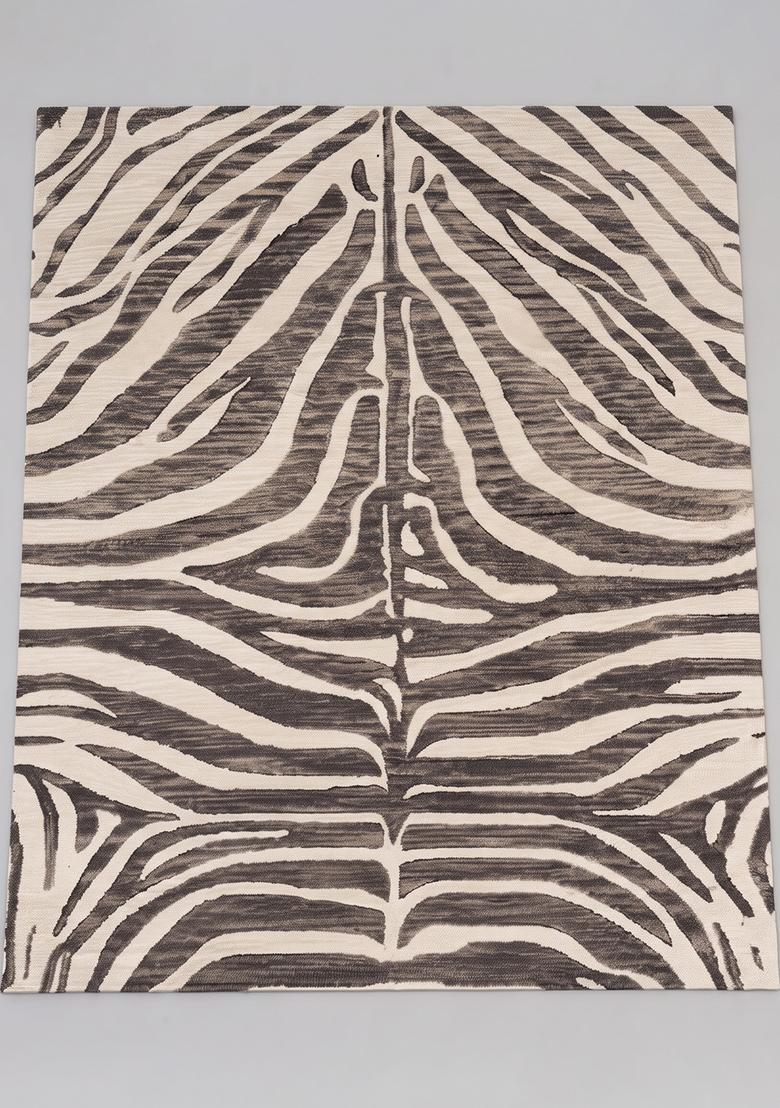 Saffron Rugs Hand Tufted 100% Wool Area Rug | Grey and Cream Rectangular Rug | Cotton Backing | Contemporary Animal Print Carpet for Living Room - Indya