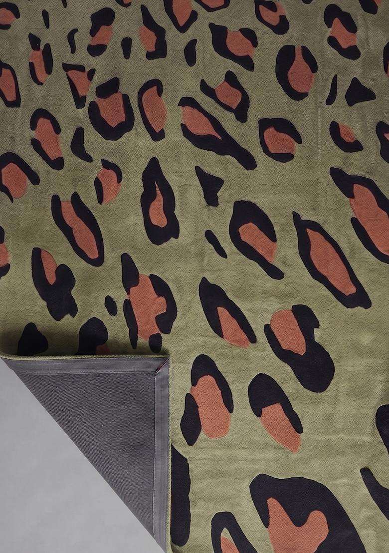 100% Wool Handmade Olive Green Rug | Eclectic Animal Print Carpet With Cotton Backing For Living Room - Indya