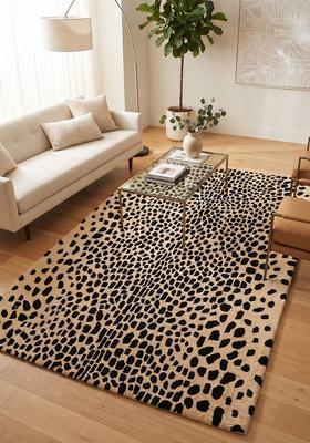 Saffron Rugs Hand Tufted 100% Wool Area Rug | Tan Beige Rectangular Rug | Cotton Backing | Contemporary Animal Print Carpet for Living Room