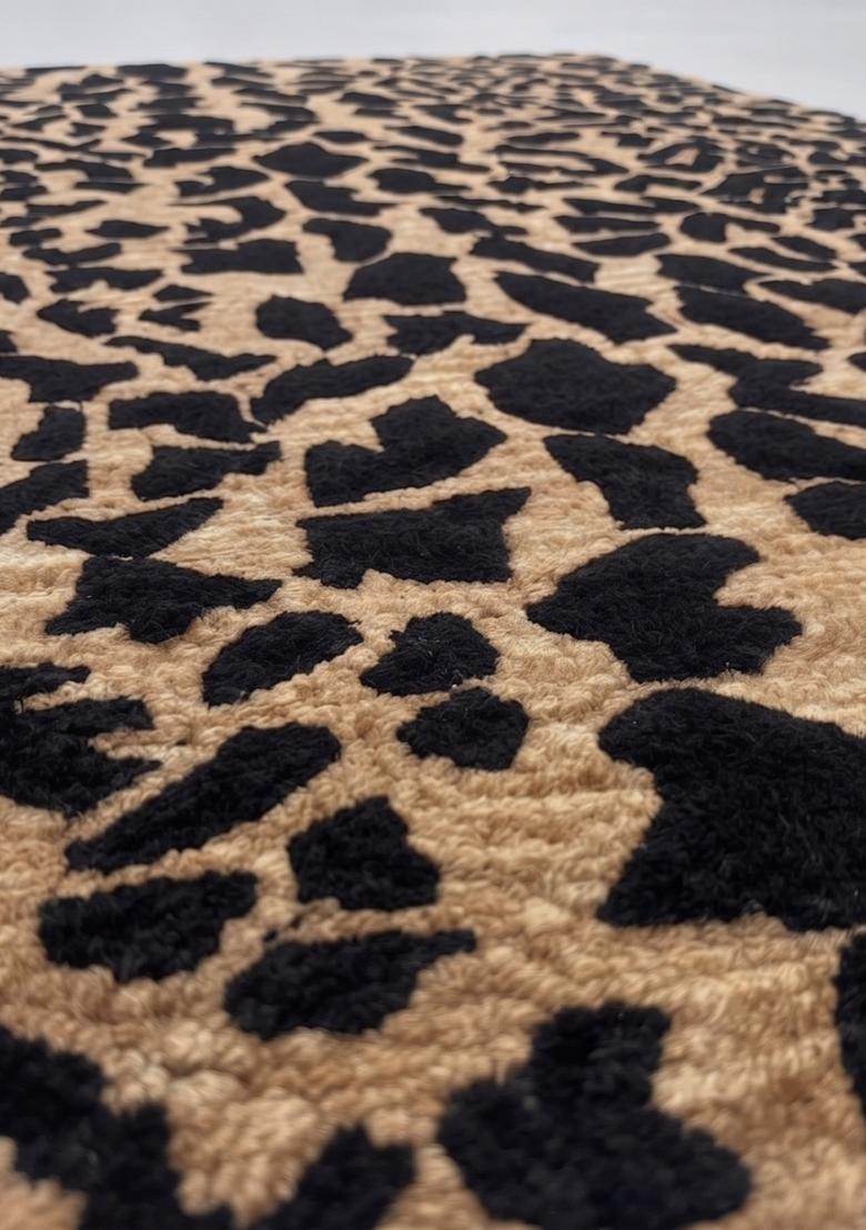 Saffron Rugs Hand Tufted 100% Wool Area Rug | Tan Brown Rectangular Rug | Cotton Backing | Contemporary Animal Print Carpet for Living Room - Indya