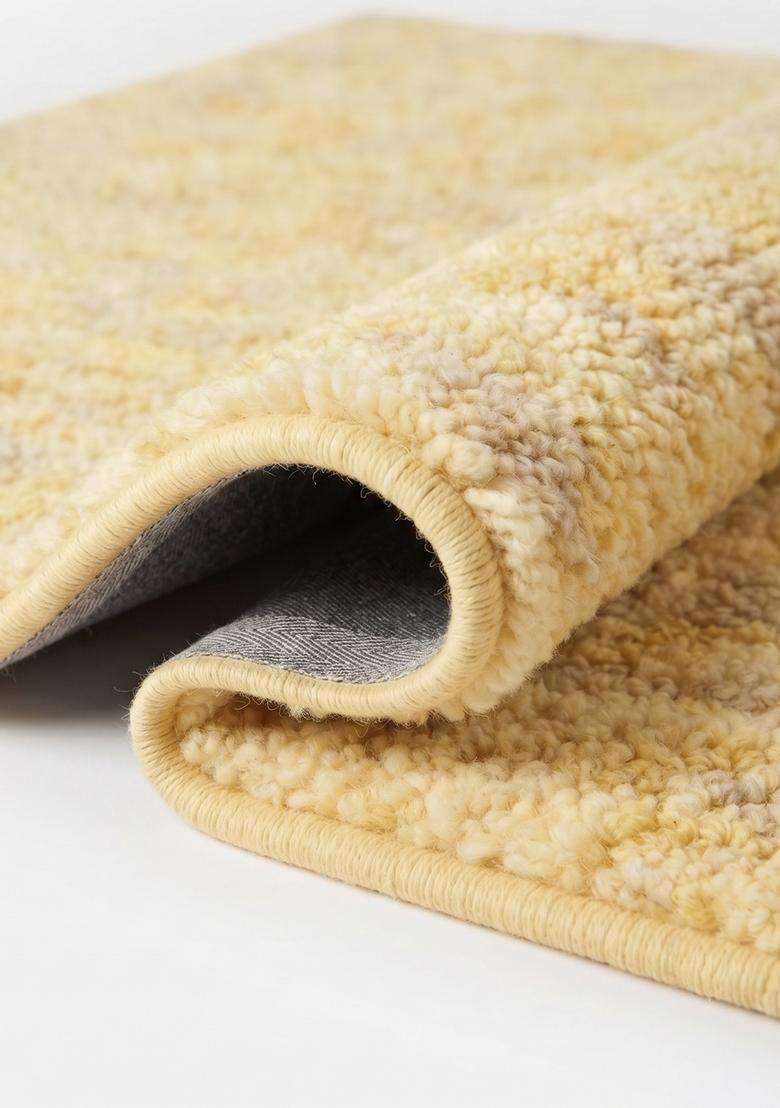 Saffron Rugs Hand Tufted 100% Wool Area Rug | Light Yellow Rectangular Rug | Cotton Backing | Shag Solid Carpet for Living Room - Indya