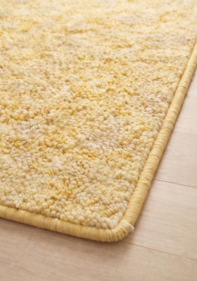 Saffron Rugs Hand Tufted 100% Wool Area Rug | Light Yellow Rectangular Rug | Cotton Backing | Shag Solid Carpet for Living Room - Indya