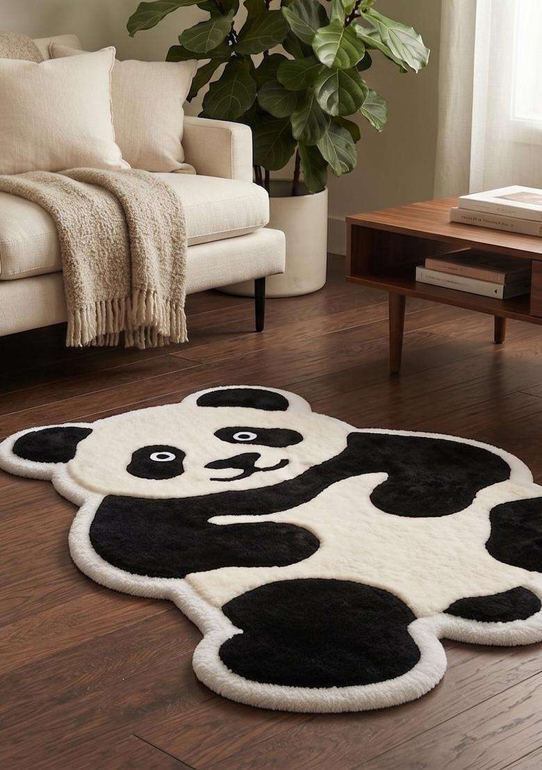 100% Wool Handmade Black And White Rug | Casual Animal Print Bear Carpet With Cotton Backing For Living Room - Indya