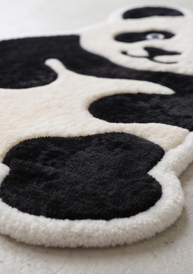 Saffron Rugs Hand Tufted 100% Wool Area Rug | Black and White Bear Rug | Cotton Backing | Casual Animal Print Carpet for Living Room - Indya