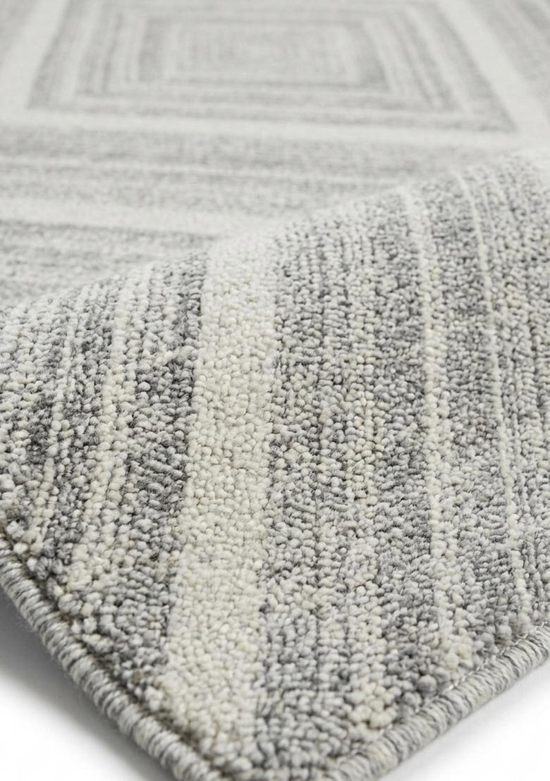 Saffron Rugs Wool Tufted Machine Washable Runner | Water Repellent Non Slip | Light Grey Contemporary Geometric for Kitchen Bedroom Living Room Hallway - Indya