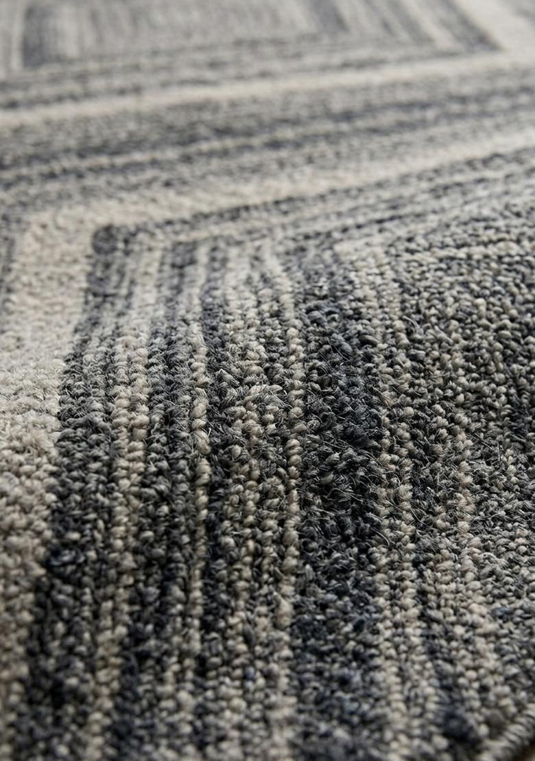 Saffron Rugs Wool Tufted Machine Washable Runner | Water Repellent Non Slip | Grey Cream Contemporary Geometric for Kitchen Bedroom Living Room Hallway - Indya
