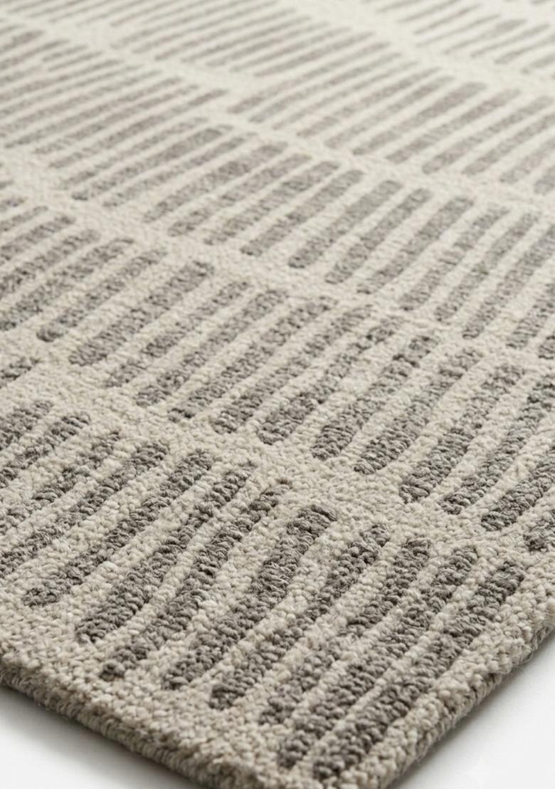 Saffron Rugs Wool Tufted Machine Washable Runner | Water Repellent Non Slip | Light Grey Beige Contemporary Geometric for Kitchen Bedroom Living Room Hallway - Indya