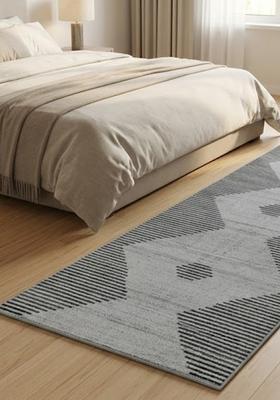 Saffron Rugs Wool Tufted Machine Washable Runner | Water Repellent Non Slip | Light Grey Modern Geometric for Kitchen Bedroom Living Room Hallway