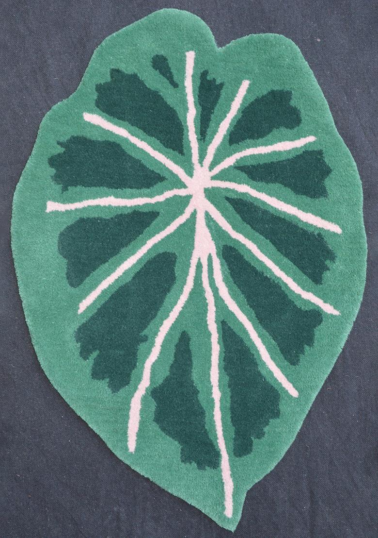Saffron Rugs Hand-Tufted 80% Wool Leaf Rug | Dark Green | Cotton Backing | Bohemian Leaf - Indya