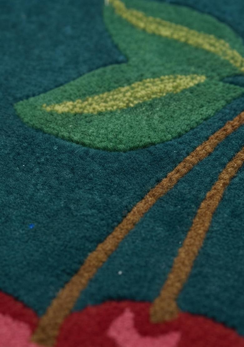 Saffron Rugs Hand-Tufted 80% Wool Rectangular Rug | Teal | Cotton Backing | Casual Floral - Indya