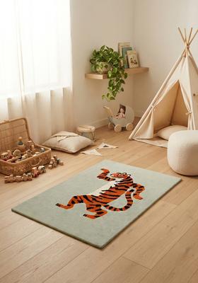 Saffron Rugs Hand-Tufted 80% Wool Rectangular Rug | Light Grey | Cotton Backing | Contemporary Animal Print