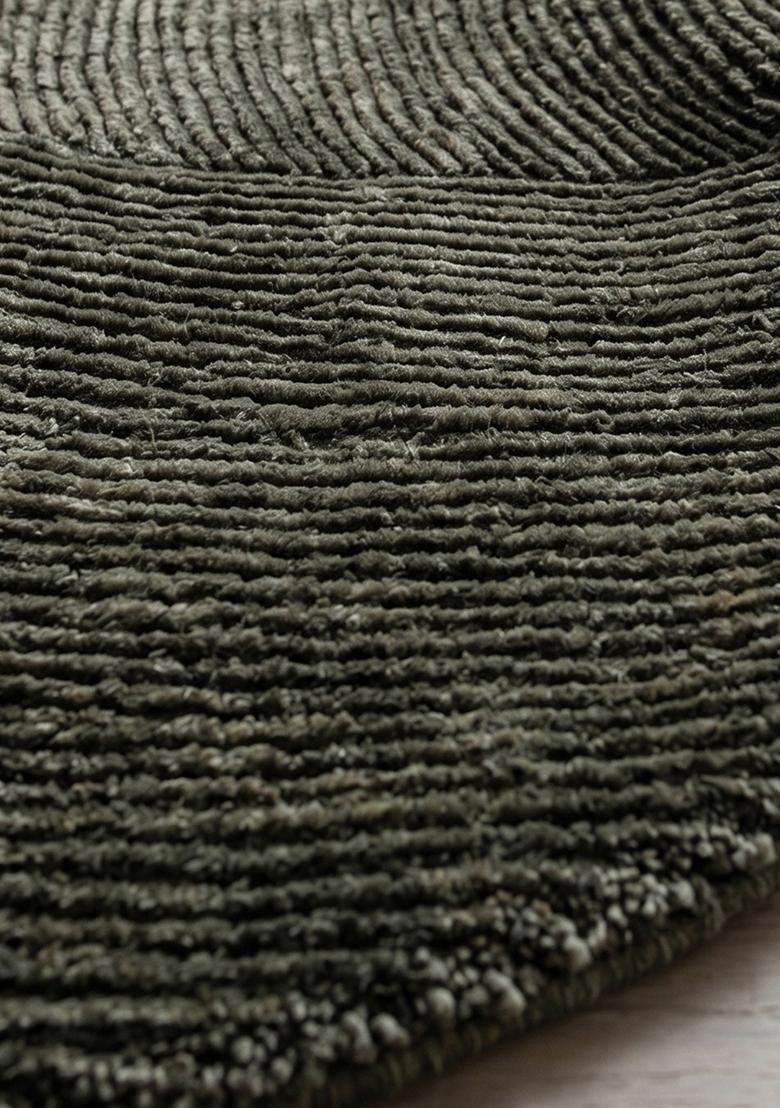 Saffron Rugs Hand Tufted Wool Area Rug | Sage Green Round Rug | Cotton Backing | Modern Swirls Home Decor Carpet for Living Room Bedroom - Indya