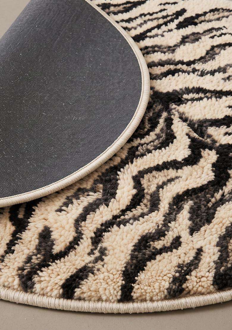 Saffron Rugs Beige Contemporary Animal Print Hand Tufted Wool Round Rug - Indya