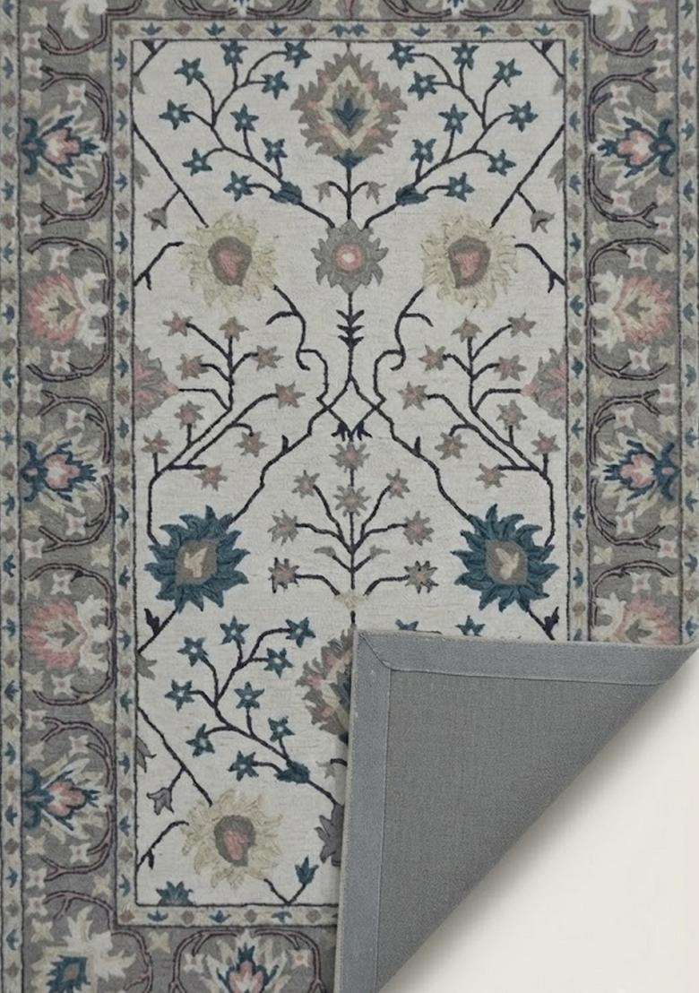 Saffron Rugs Ivory Classic Floral Hand Tufted Wool Rectangular Rug - Indya