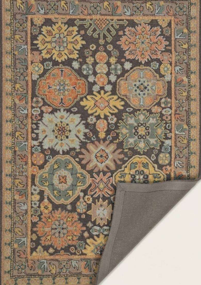 Saffron Rugs Dark Charcoal Oriental Floral Hand Tufted Wool Rectangular Rug - Indya