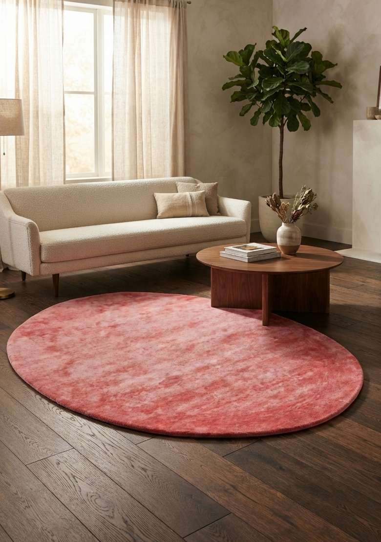 Saffron Rugs Hand-Tufted Coral Pink Viscose Oval Rug - Indya