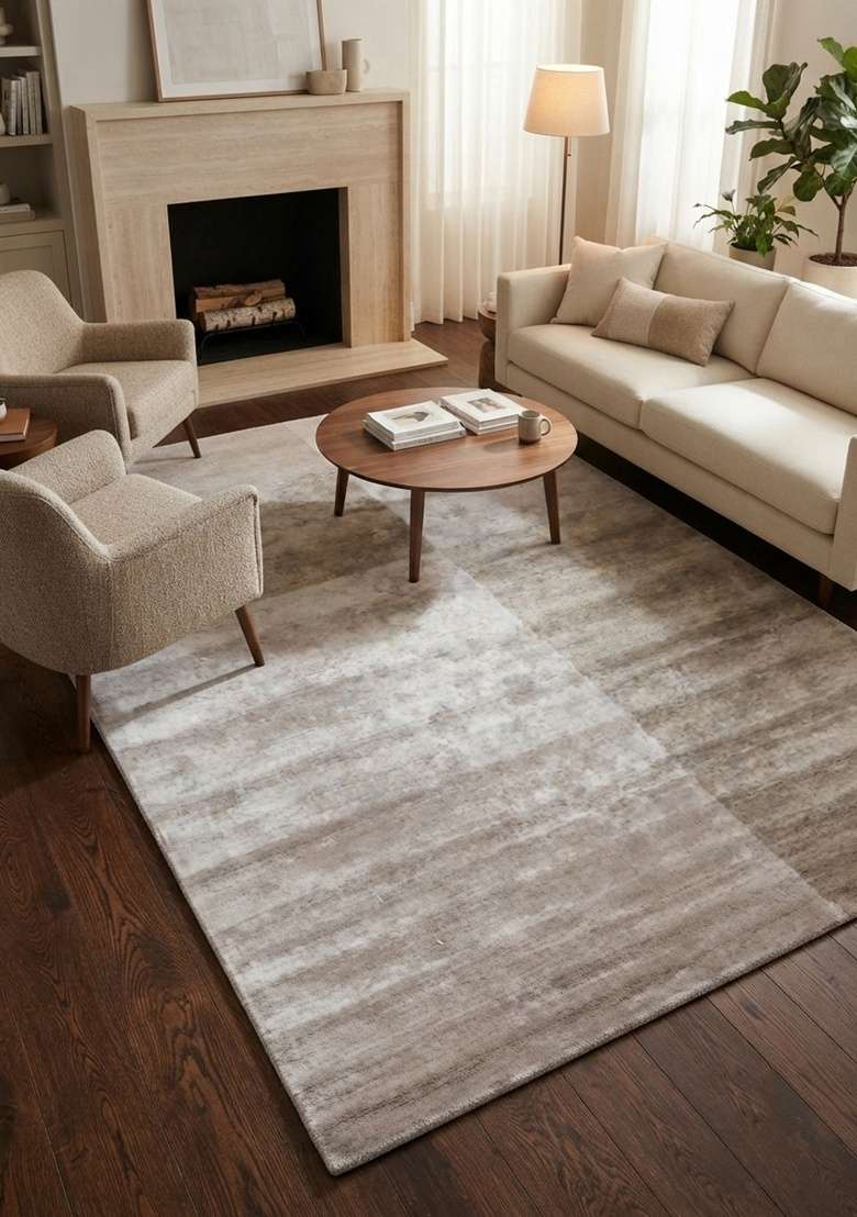Saffron Rugs Hand-Tufted Silver Grey Viscose Rectangular Rug - Indya