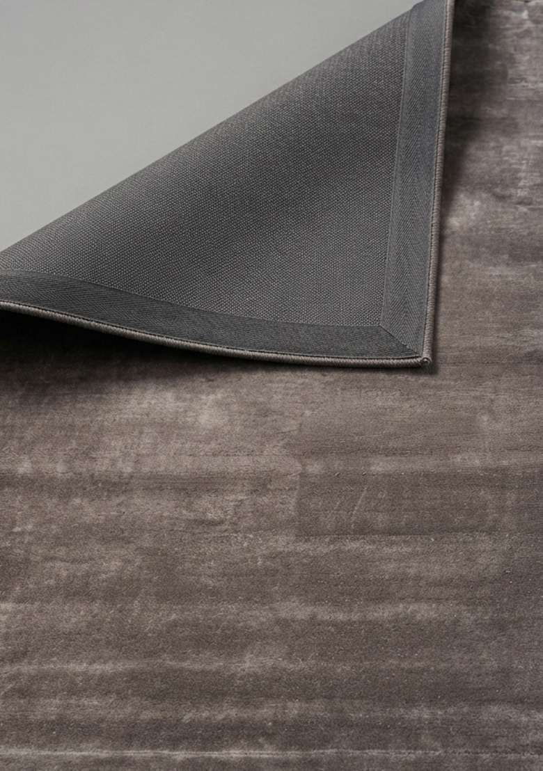 Saffron Rugs Hand-Tufted Warm Grey Viscose Rectangular Rug - Indya