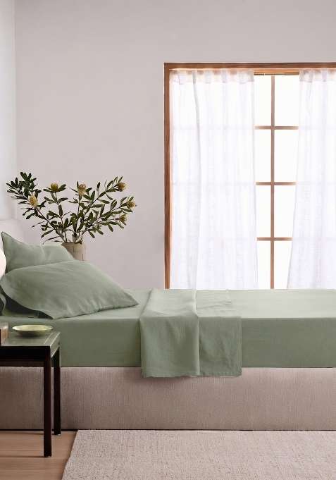 Olive 100% Linen European Linen Fitted Sheet Set