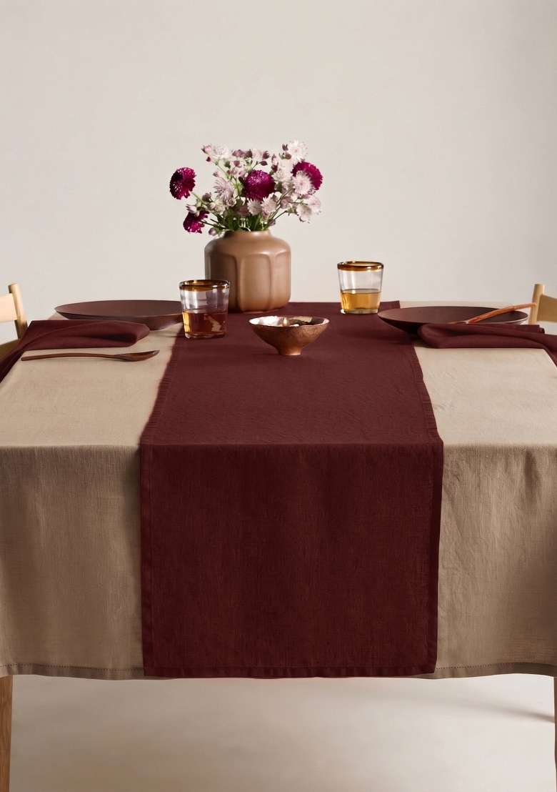 Berry European Linen table runner - Indya