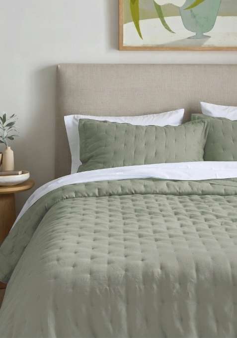 Olive 100% Linen European Linen dream quilt