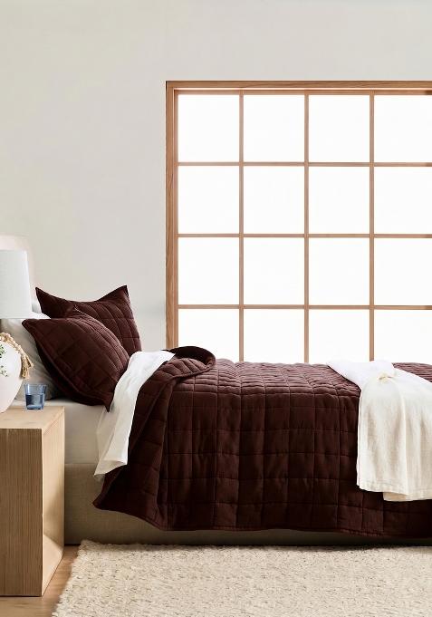 Berry 100% Linen European Linen Quilt