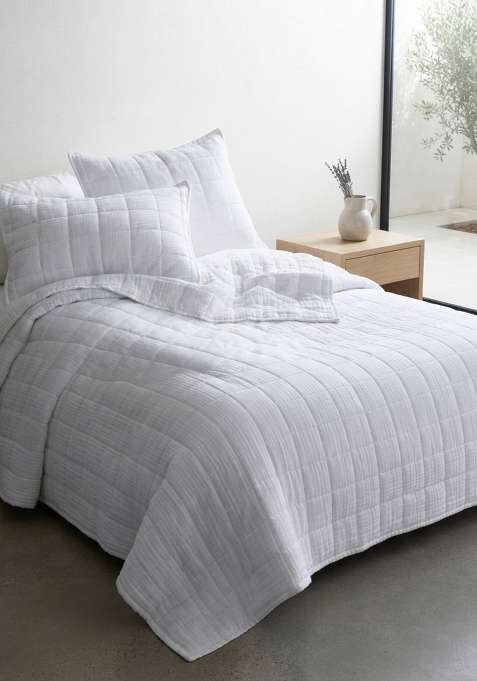 Star White Organic Cotton Gauze Box Quilt Sham Set