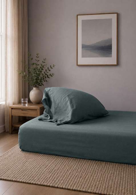 Lite Charcoal European Linen Fitted Sheet Set