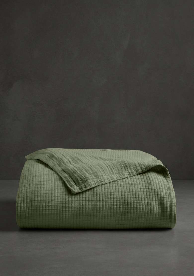 Olive Organic Ribbed Cotton Coverlet - Indya