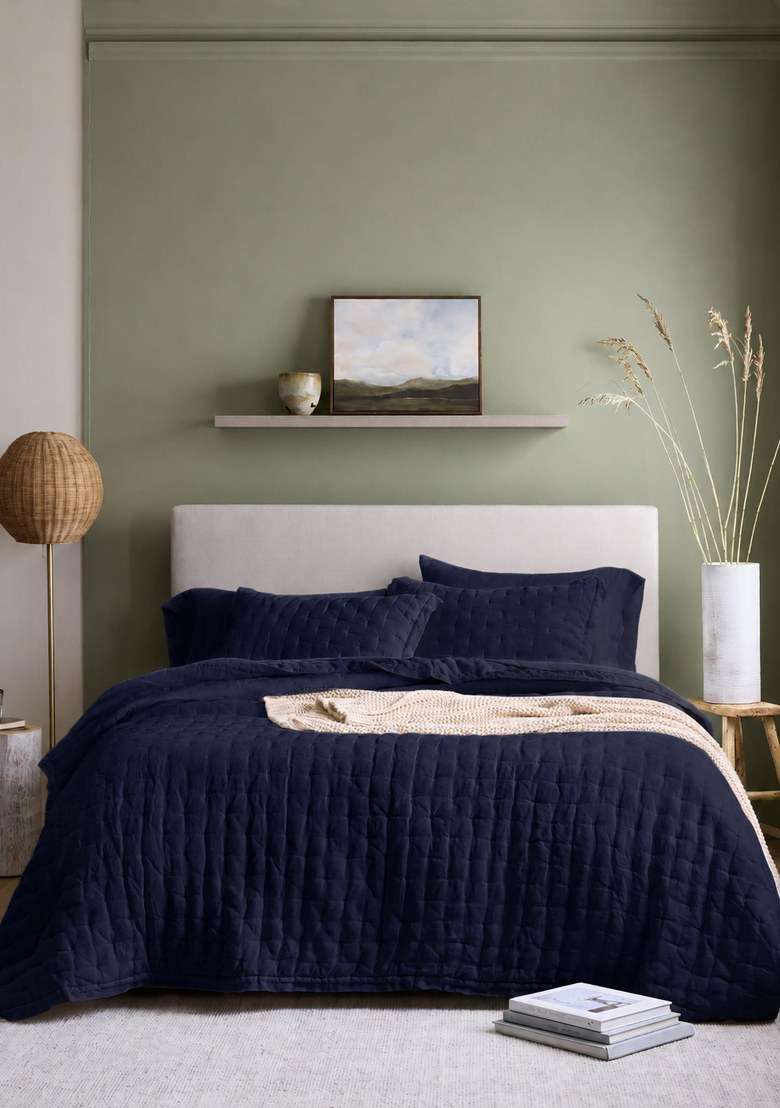 Navy European Linen Dream Quilt Set - Indya