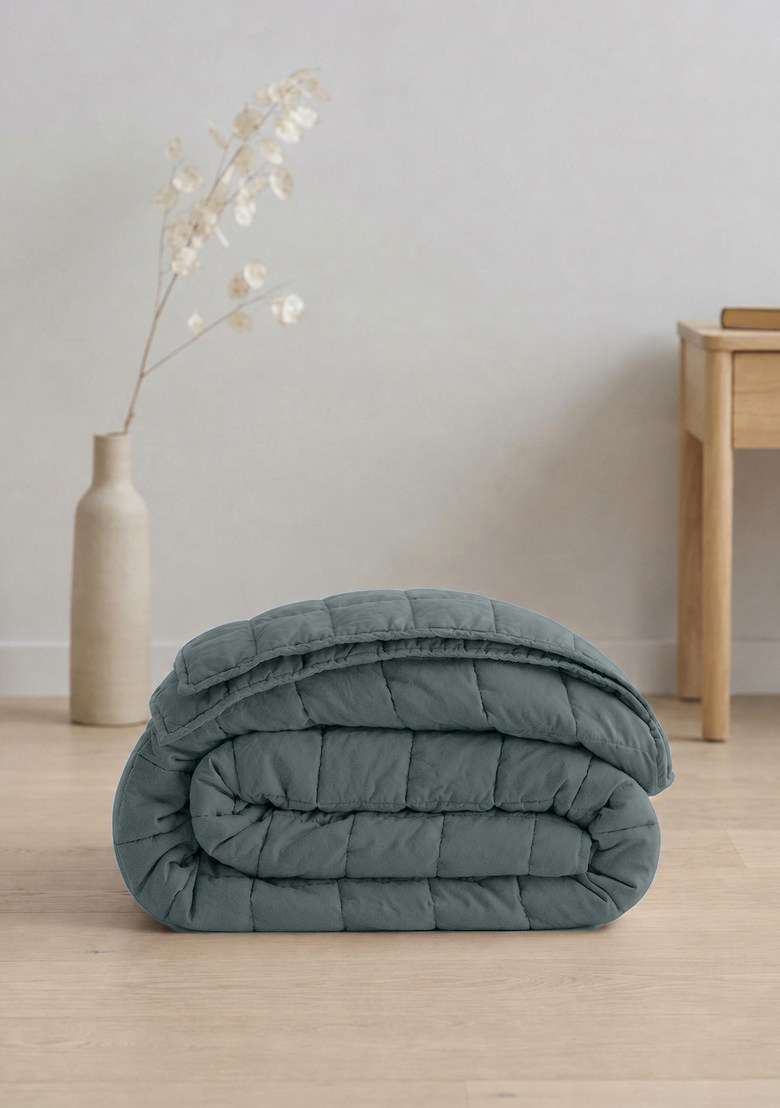 Night Fall European Linen Box Quilt - Indya