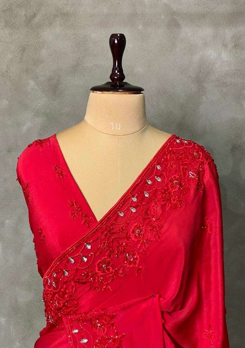 Red Pure Chiffon Designer Saree With Traditional Woven Design For Women - Indya