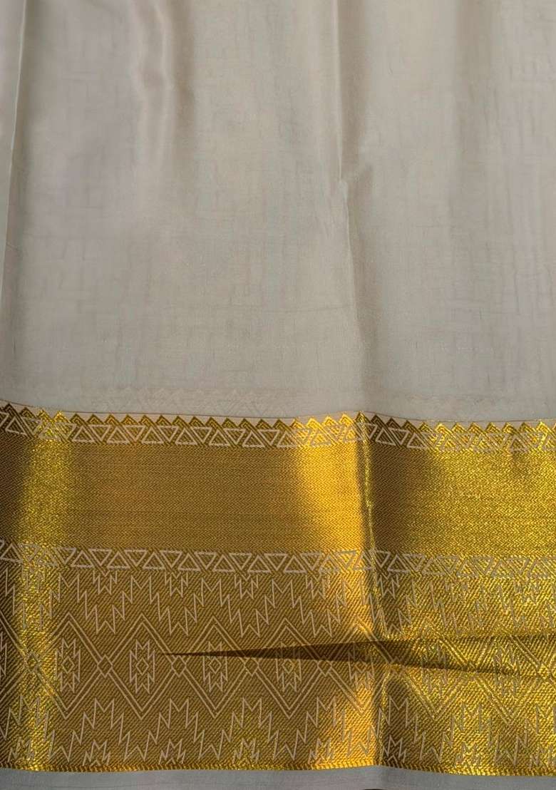 Sandal Bridal Kanchipuram Silk Saree With Traditional Woven Design For Women - Indya
