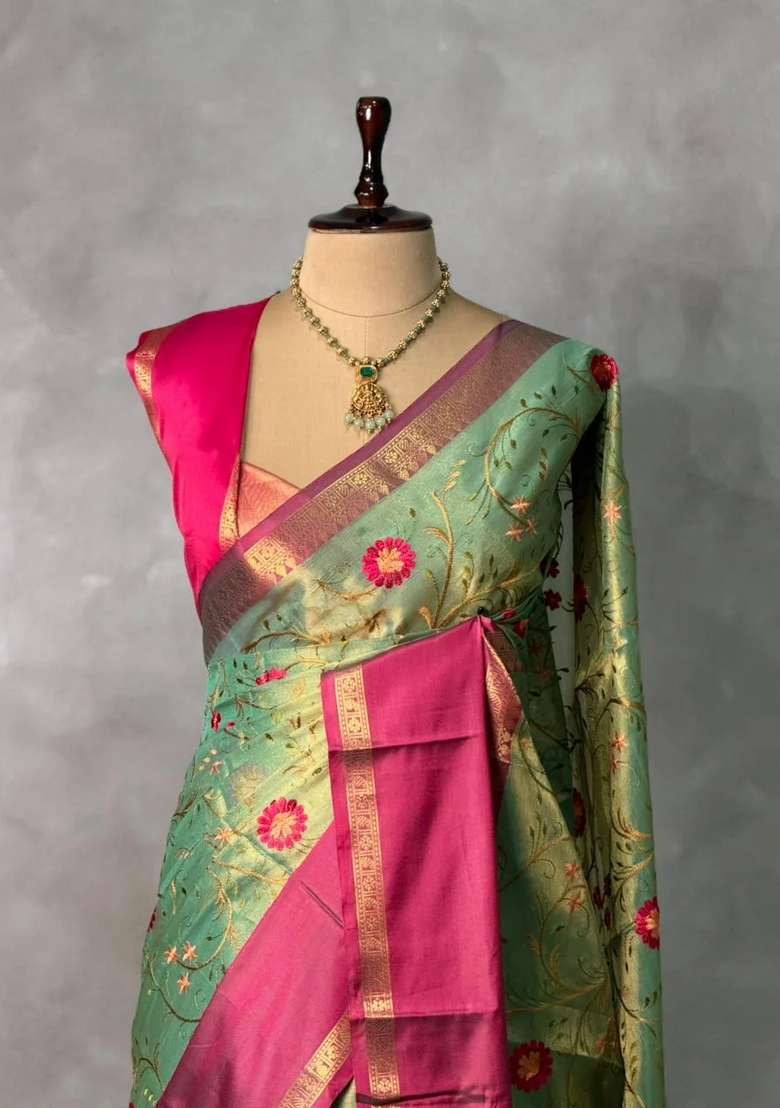 Green And Magenta Tissue Banarasi Silk Saree With Traditional Woven Design For Women - Indya