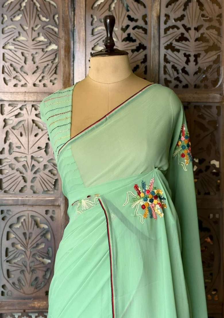 Pastal Green Soft Chiffon Saree With Traditional Woven Design For Women - Indya