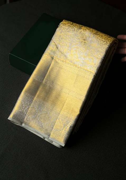 Gold Pure Tissue Kanchipuram Silk Saree With Traditional Woven Design For Women
