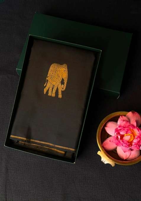 Black Pure Vintage Kanchipuram Silk Saree With Traditional Woven Design For Women