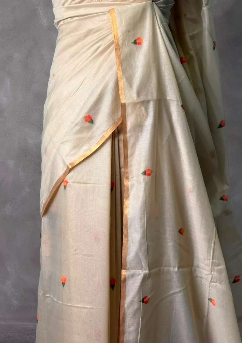 Ivory Chanderi Silk Cotton Jamdani Woven Saree With Traditional Woven Design For Women - Indya
