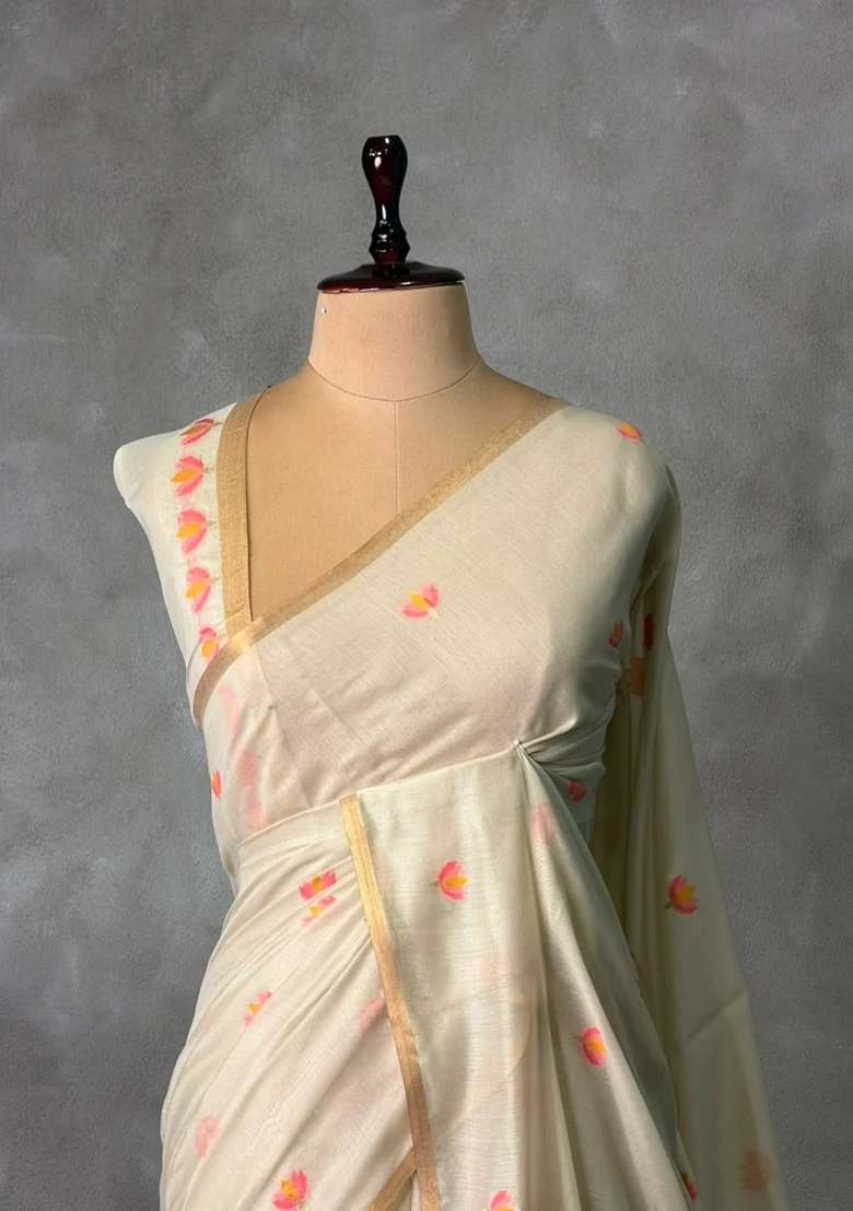 Ivory Chanderi Silk Cotton Jamdani Woven Saree With Traditional Woven Design For Women - Indya