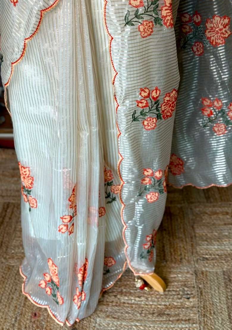 White Tissue Silk Saree With Traditional Woven Design For Women - Indya