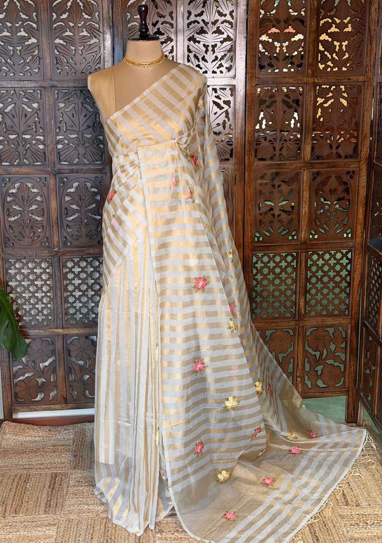 Silver Banarasi Organza Tissue Saree Pasilk4 With Traditional Woven Design For Women - Indya