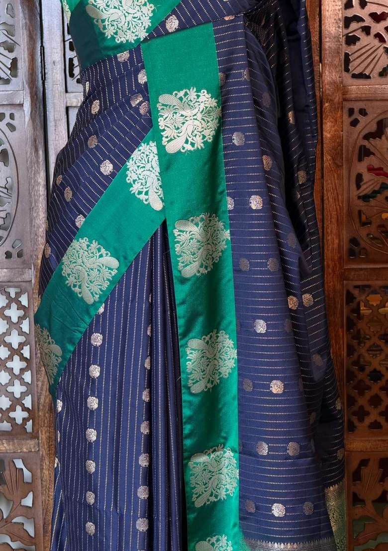 Blue And Green Pure Soft Silk Saree With Traditional Woven Design For Women - Indya